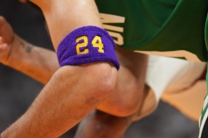 英超直播-以曼巴之名捧起伯德之杯 塔图姆三战东决终封王！